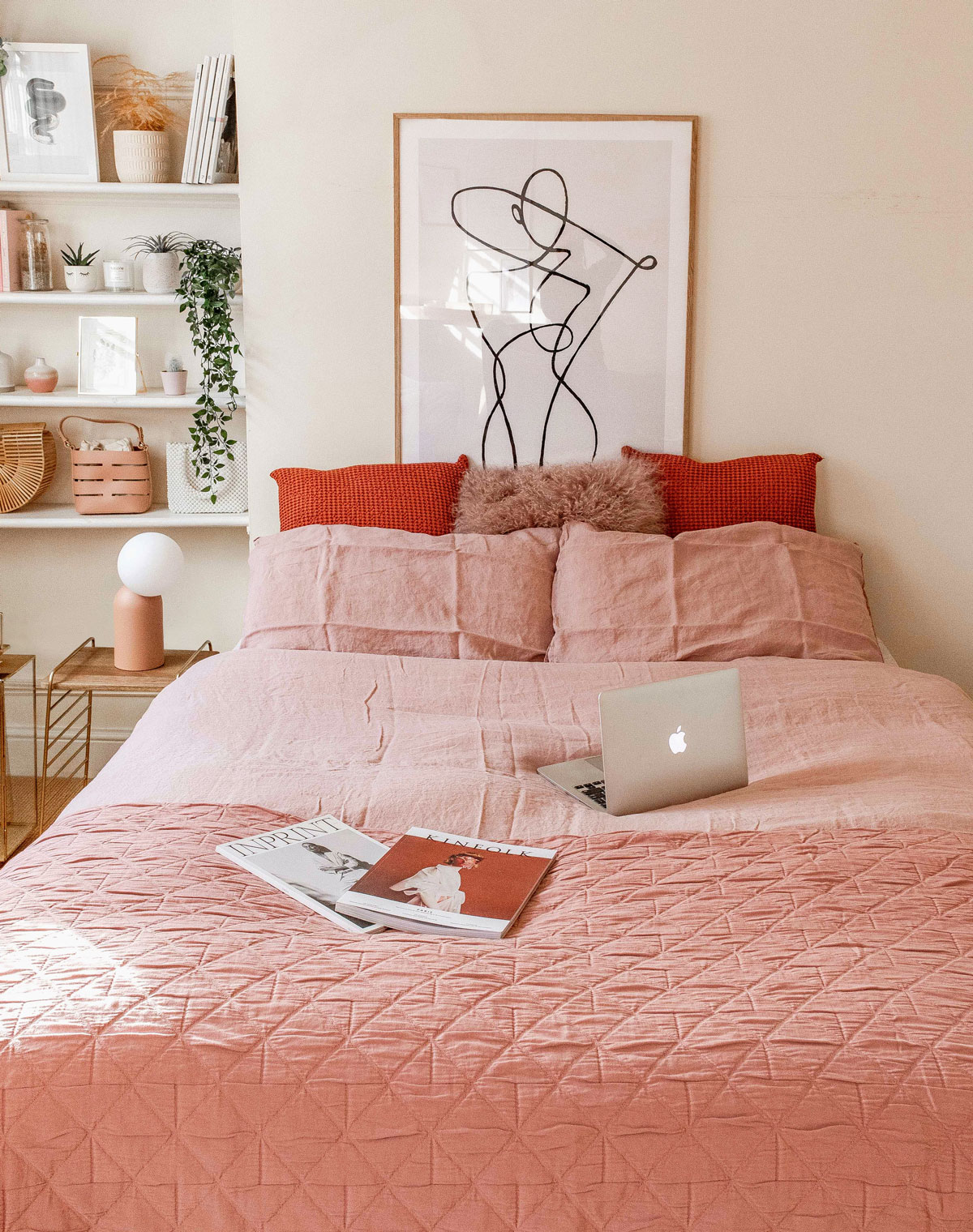 kelsey-heinrichs-@kelseyinlondon-made-bedroom-decoration-bedroom-ideas-bedroom-furniture-bedroom-inspiration-bedroom-styling-2