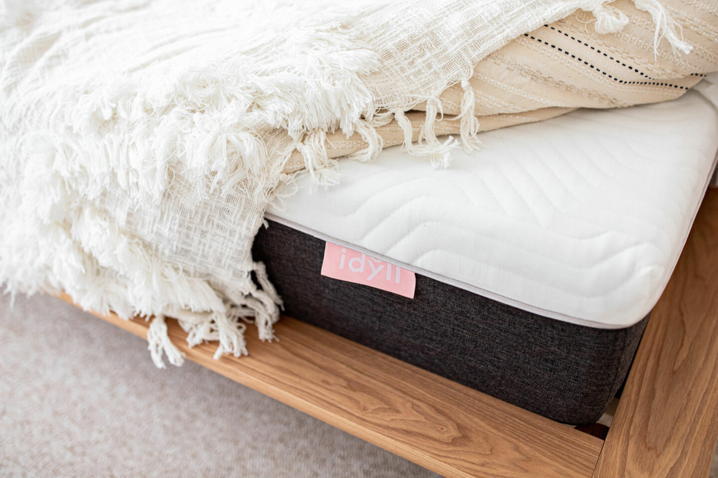 kelseyinlondon_kelsey_heinrichs_10_ways_to_Get_better_sleep_idyll_mattress