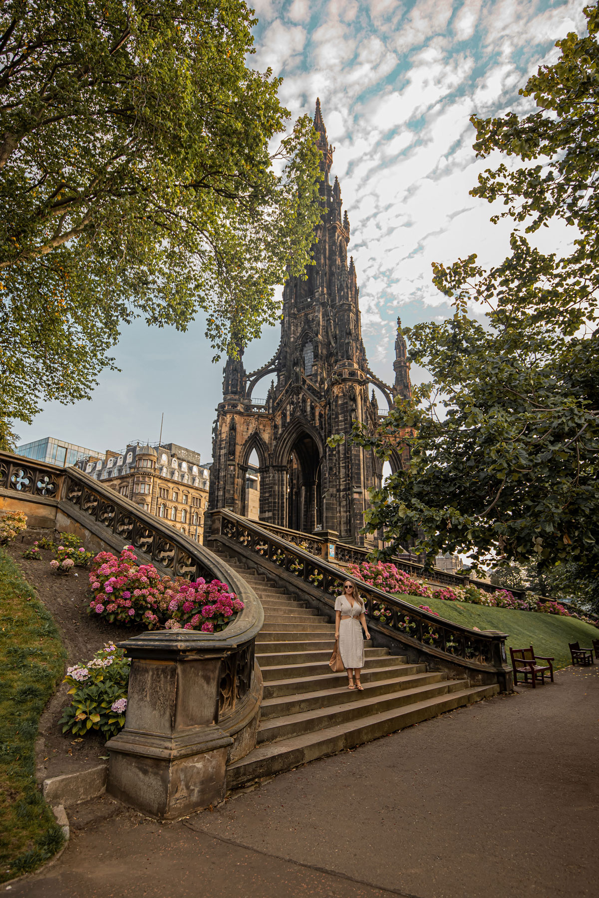 scott-monument-things-to-do-in-edinburgh-scotland-kelseyinlondon-kelsey-heinrichs-uk-travel-blogger