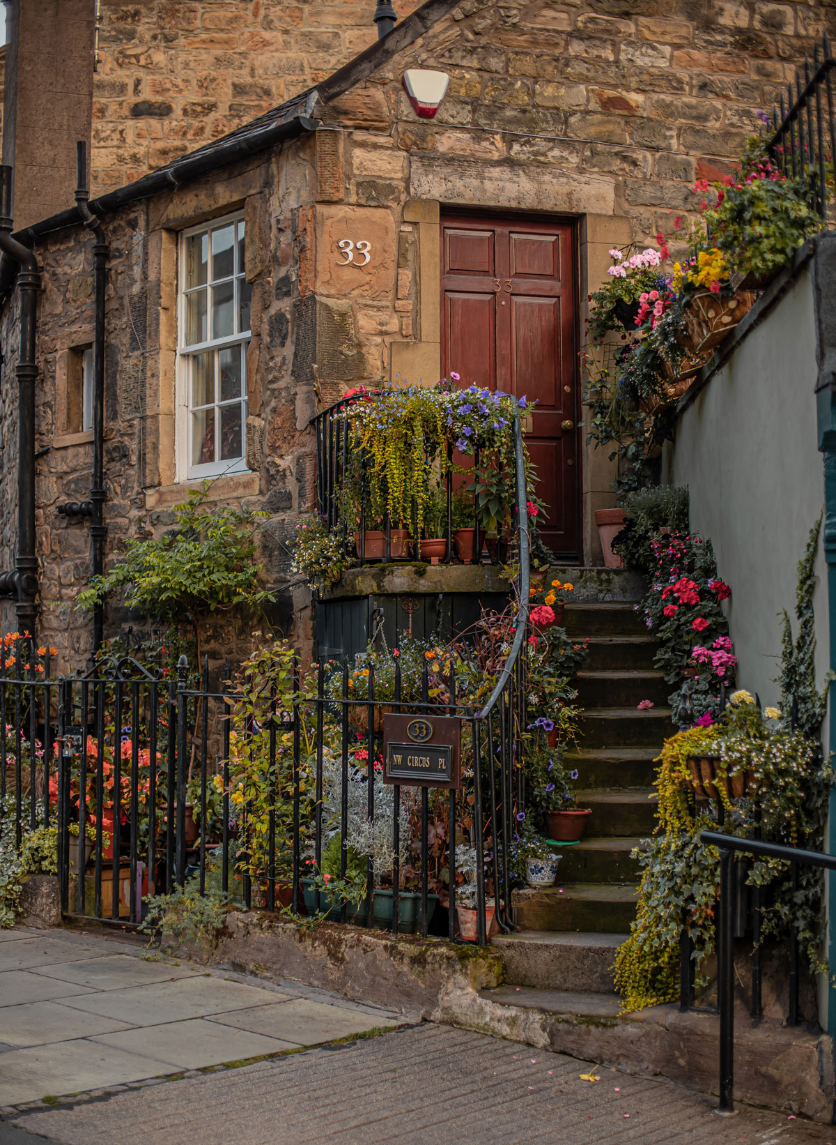 stockbridge-things-to-do-in-edinburgh-scotland-kelseyinlondon-kelsey-heinrichs-uk-travel-blogger