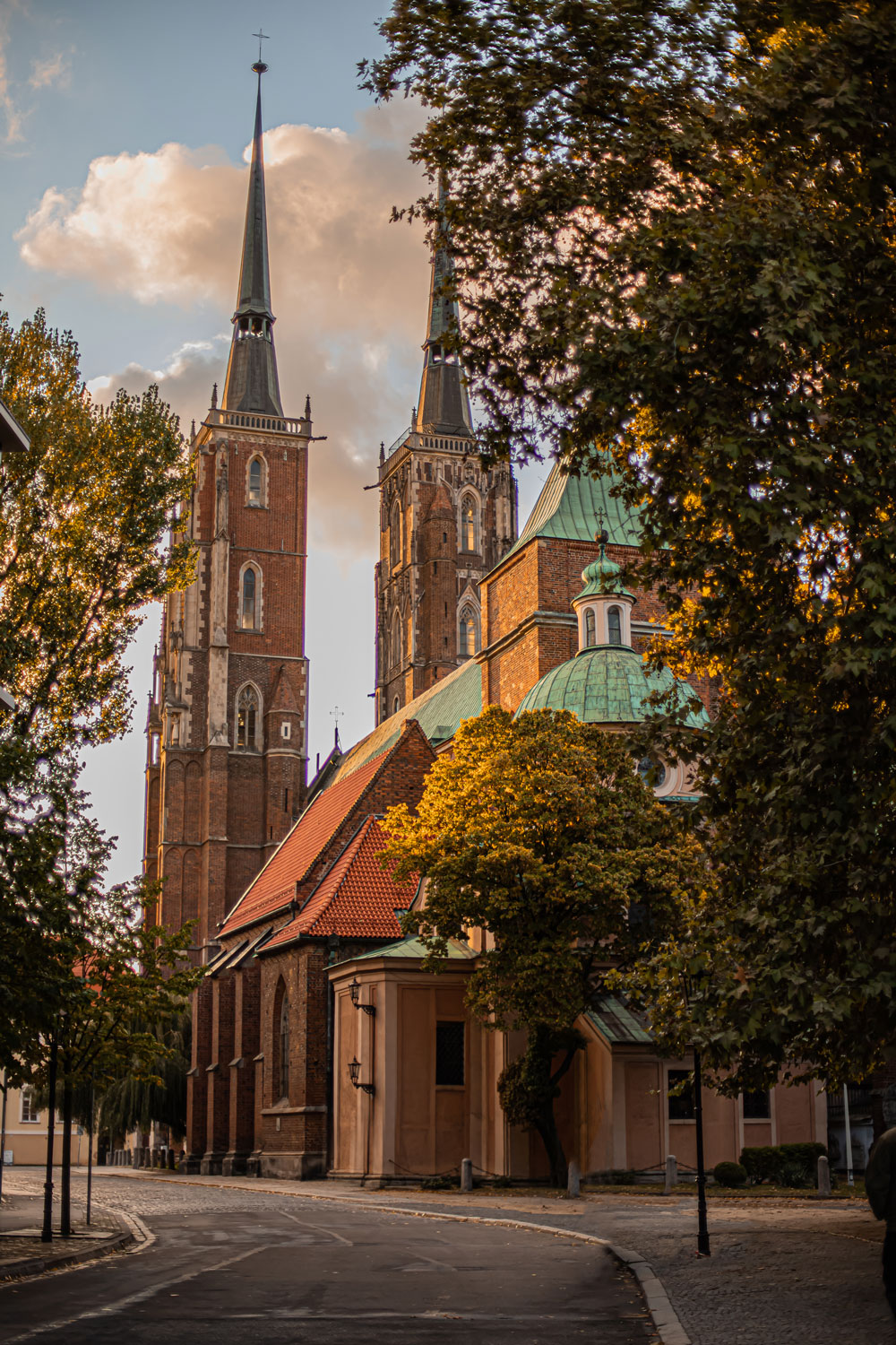 Cathedral of St. John the Baptist things-to-do-in-wroclaw-poland-kelseyinlondon-kelsey-heinrichs-uk-travel-blogger-Wrocław-travel-guide